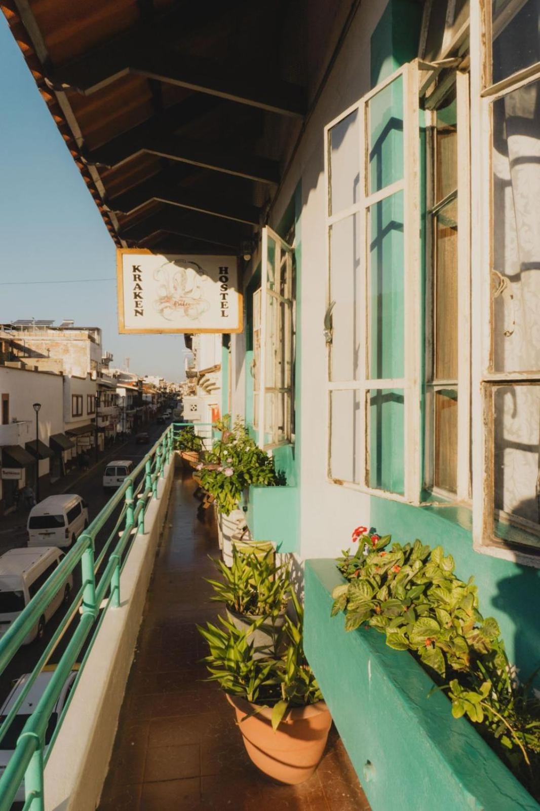 Casa Kraken Hostel Puerto Vallarta Eksteriør billede